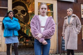 Ella Richardson, Mandy and Yazz in Hollyoaks