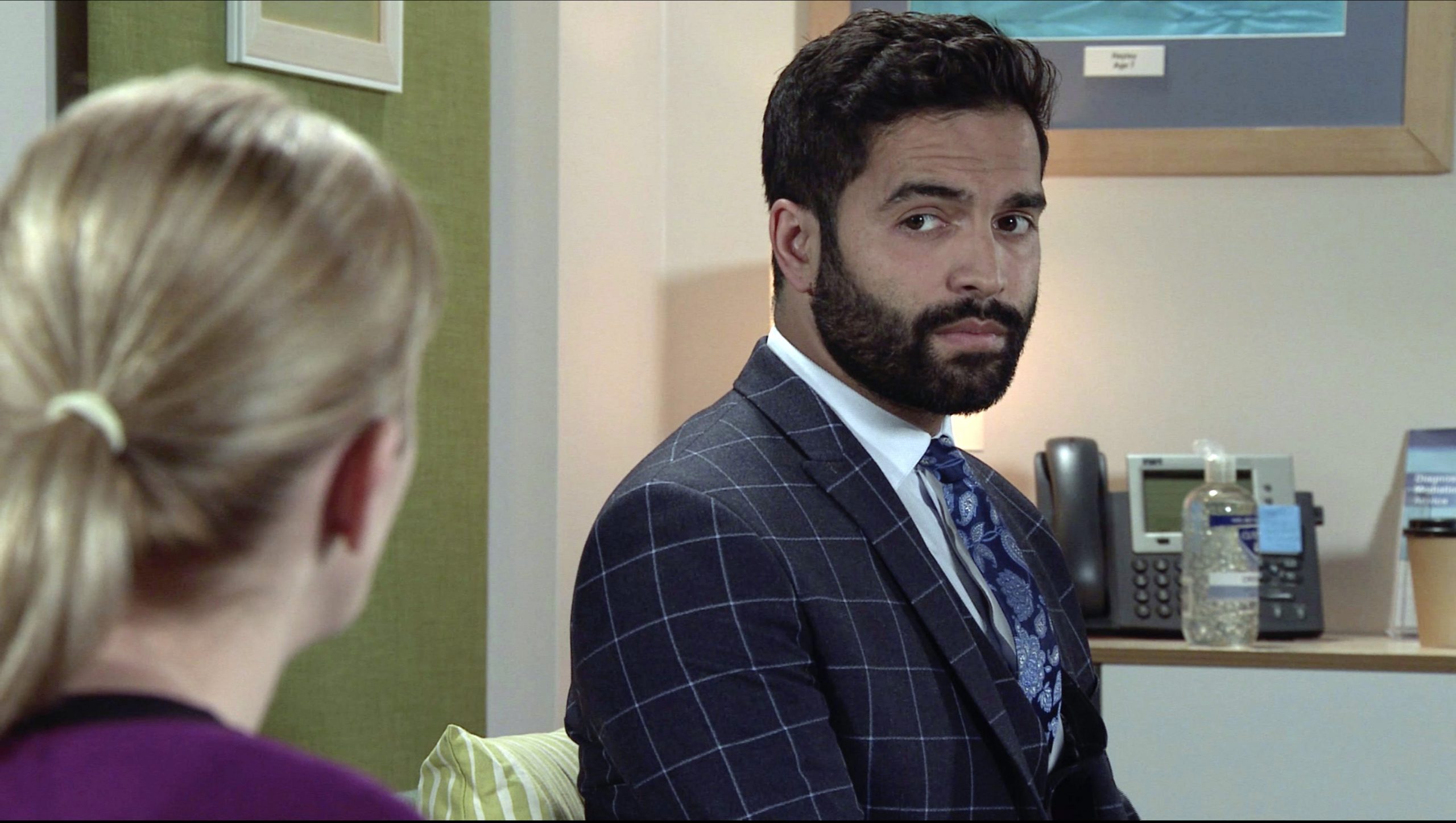 Coronation Street spoilers: Imran has bad news for Leanne Battersby