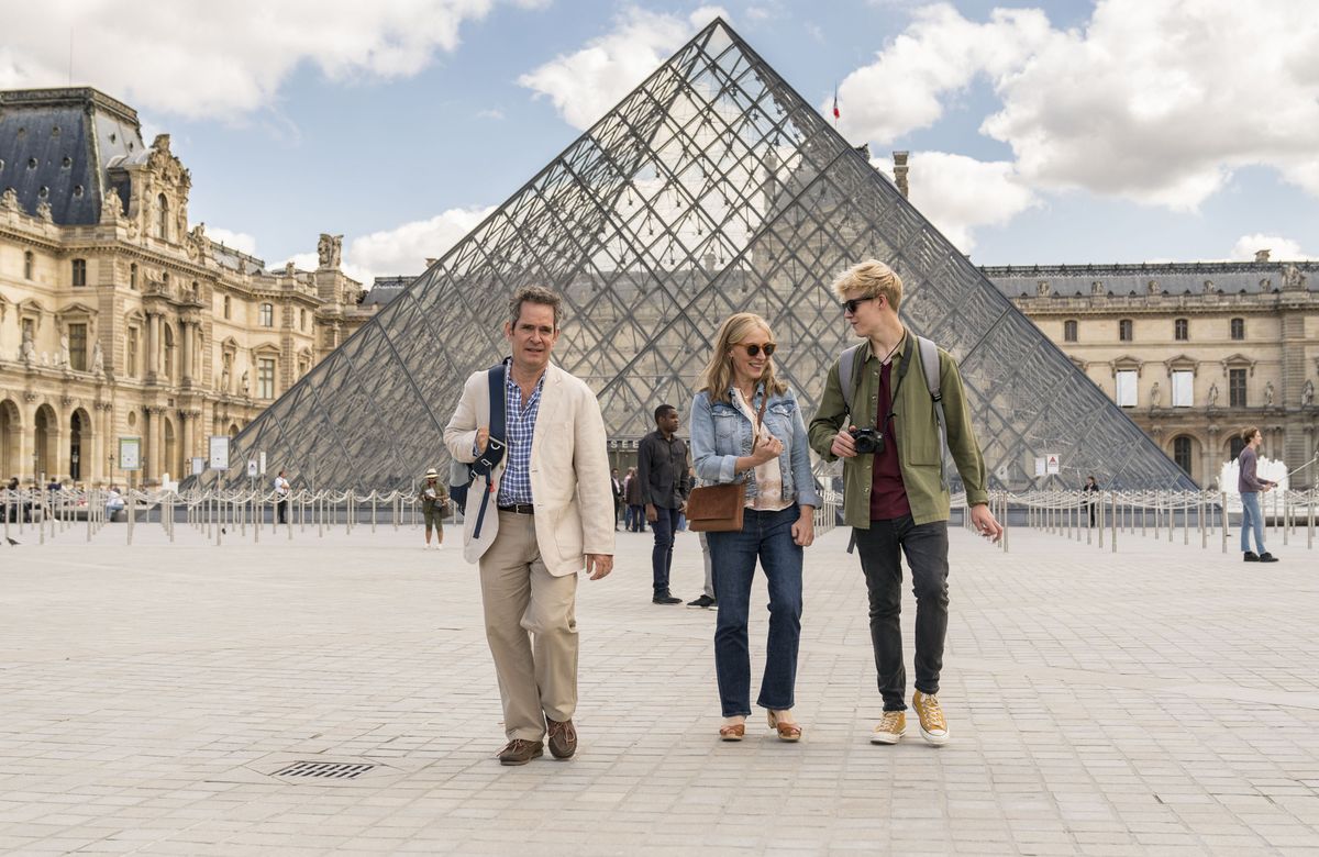 Us BBC1 Tom Hollander in Paris