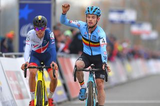 U23 Men - Cyclo-cross World Cup: Iserbyt wins under-23 race in Zeven