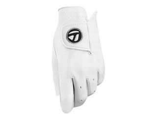 Best Golf Gloves, What Is Dustin Johnson Wearing