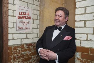 Mark Addy as Les Dawson in Urban Myths