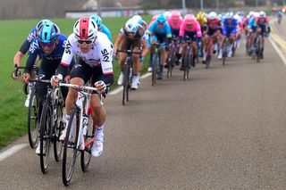 Team Sky's Michal Kwiatkowski leads Egan Bernal in the crosswinds during stage 1 at Paris-Nice
