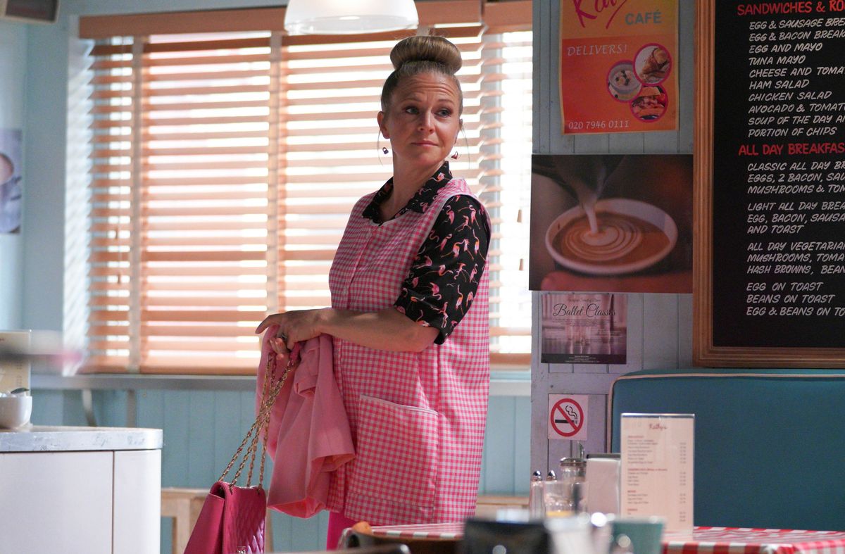 Linda starts work in the launderette in EastEnders