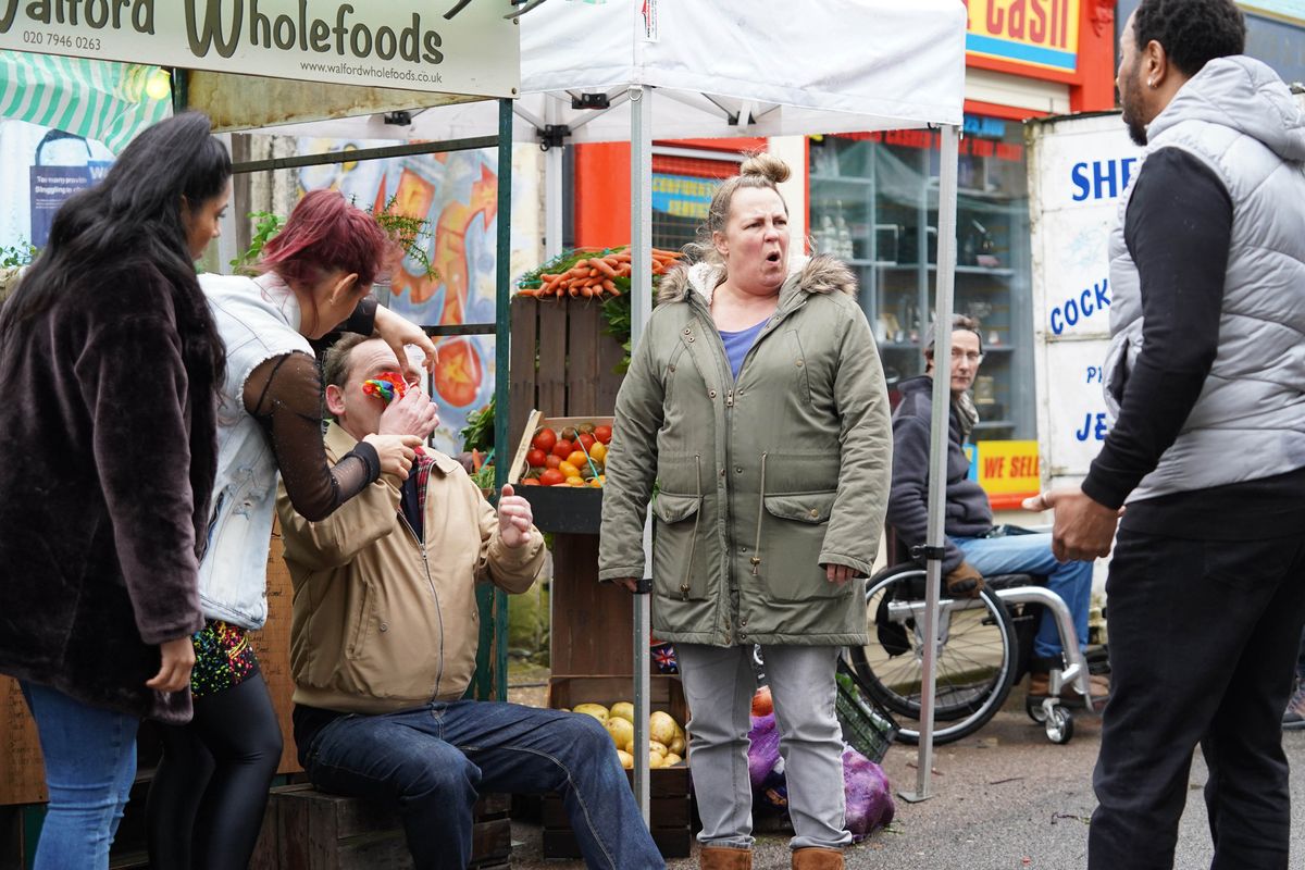 Mitch Baker and Billy Mitchell fight in EastEnders