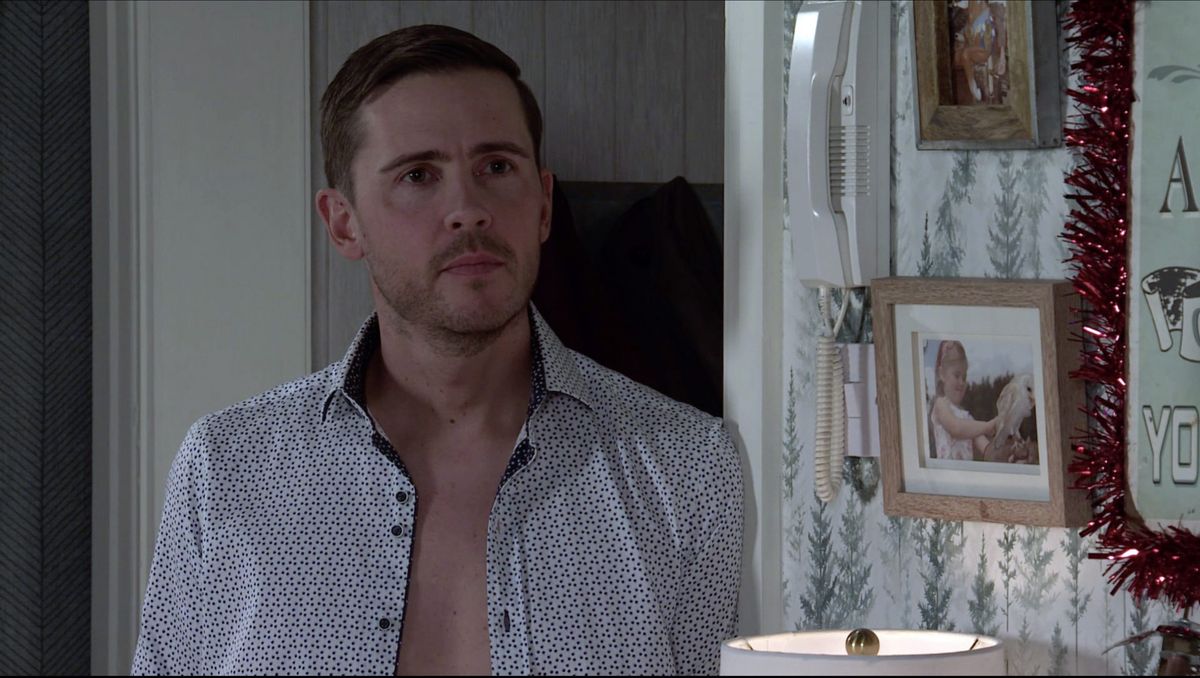 Coronation Street spoilers: Billy catches Todd Grimshaw in his flat!