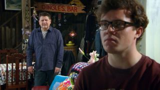 Vinny confronts his dad in Emmerdale