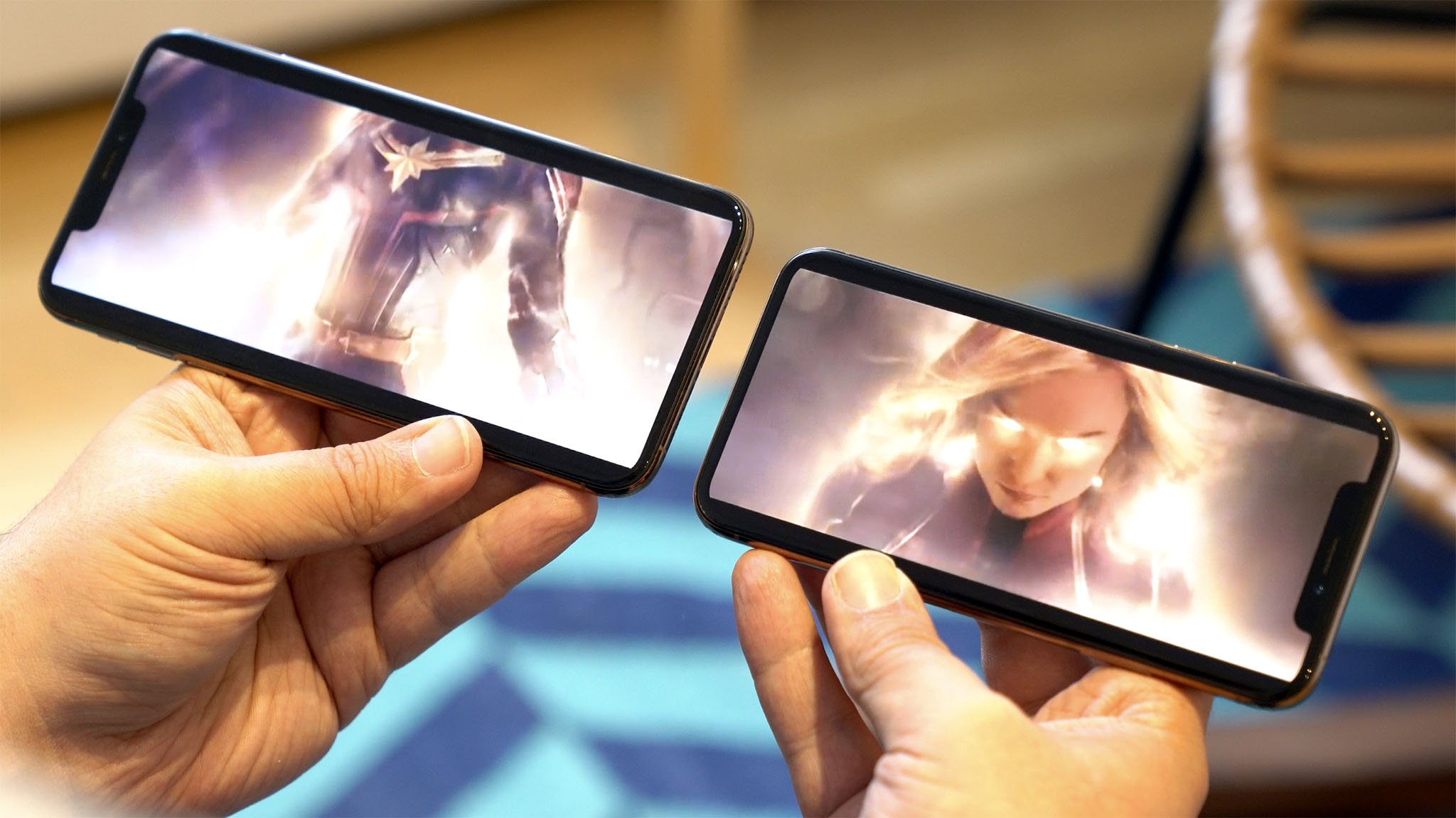 Какой экран на смартфоне лучше. Iphone x OLED или IPS. Самый лучший экран на смартфоне. Iphone x vs XR. Смартфоны будущего 2030