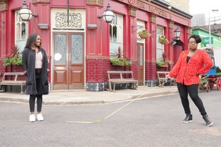 Diane Parish and Tameka Empson as Denise Fox and Kim Fox