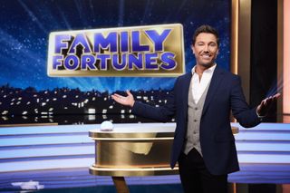 Gino DACampo hosts Family Fortunes