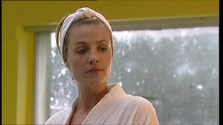 Izzy played by Elize du Toit in Hollyoaks