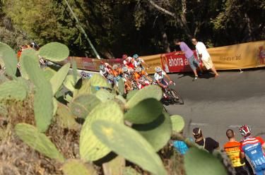 Euskaltel-Euskadi jerseys massing on the front.
