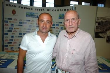 The passing of the flame. Paolo Bettini pictured with legendary Italian ct Alfredo Martini
