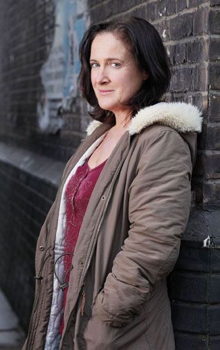 EastEnders' Cathy: Lola splits up Julie and Billy