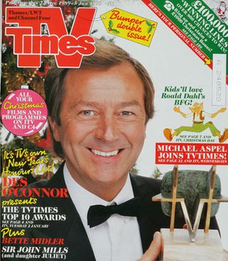 Des O'Connor hosts a festive TV Times Awards in 1989