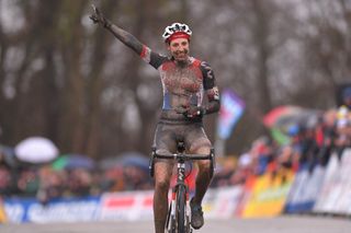 Elite Women - Brand wins in muddy Namur