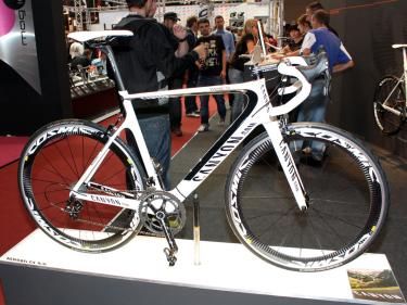 Canyon's Aeroad CF is its newest road model, aimed at reducing aerodynamic drag instead of focusing on outright stiffness.
