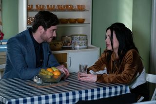 Gray Atkins talks to Whitney Dean in EastEnders