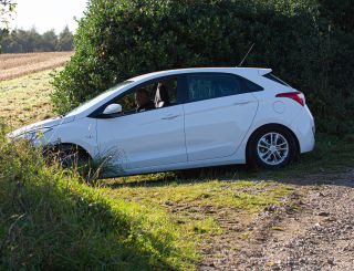 Rishi crashes his car in Emmerdale