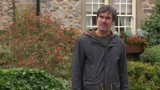 Cain Dingle has a go at Belle in Emmerdale