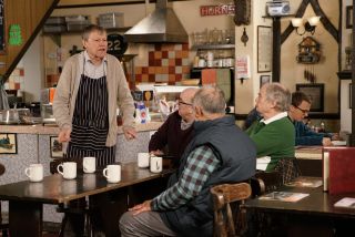 Coronation Street spoilers: Roy Cropper realises his friends are dingbats!