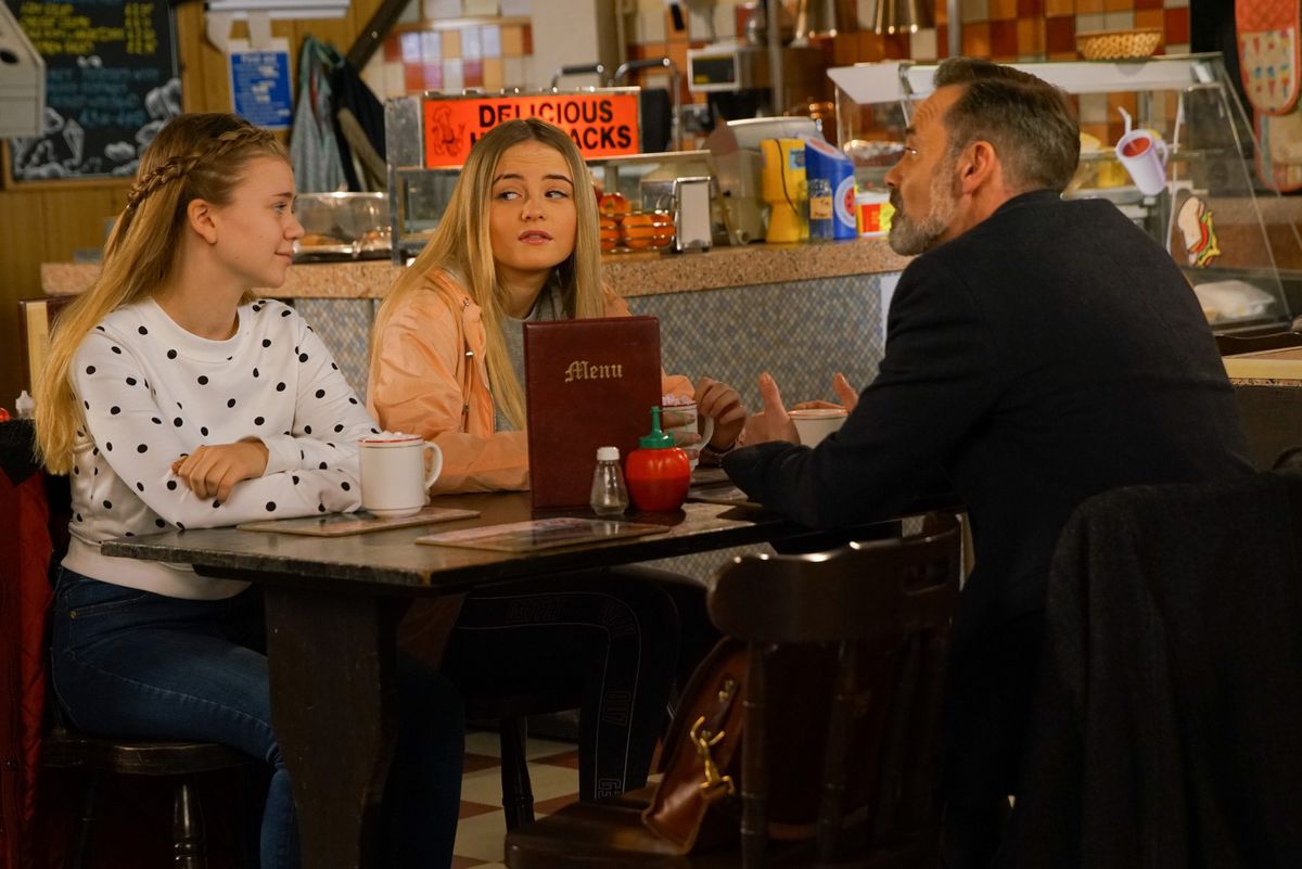 Coronation Street spoilers: Summer Spellman asks Billy to help Kelly